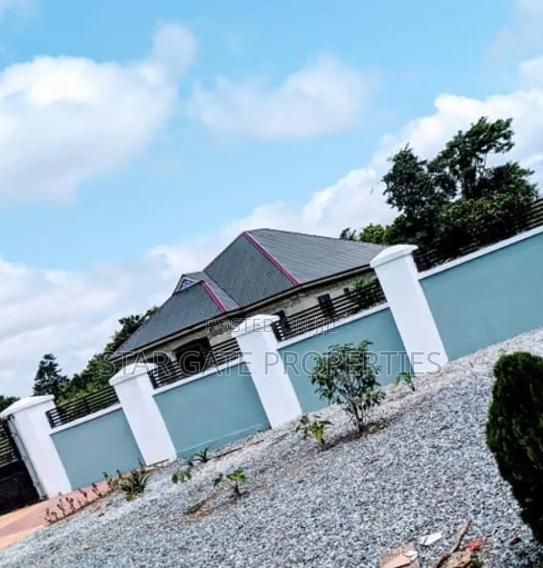 3bdrm House in Kumasi Metropolitan for sale