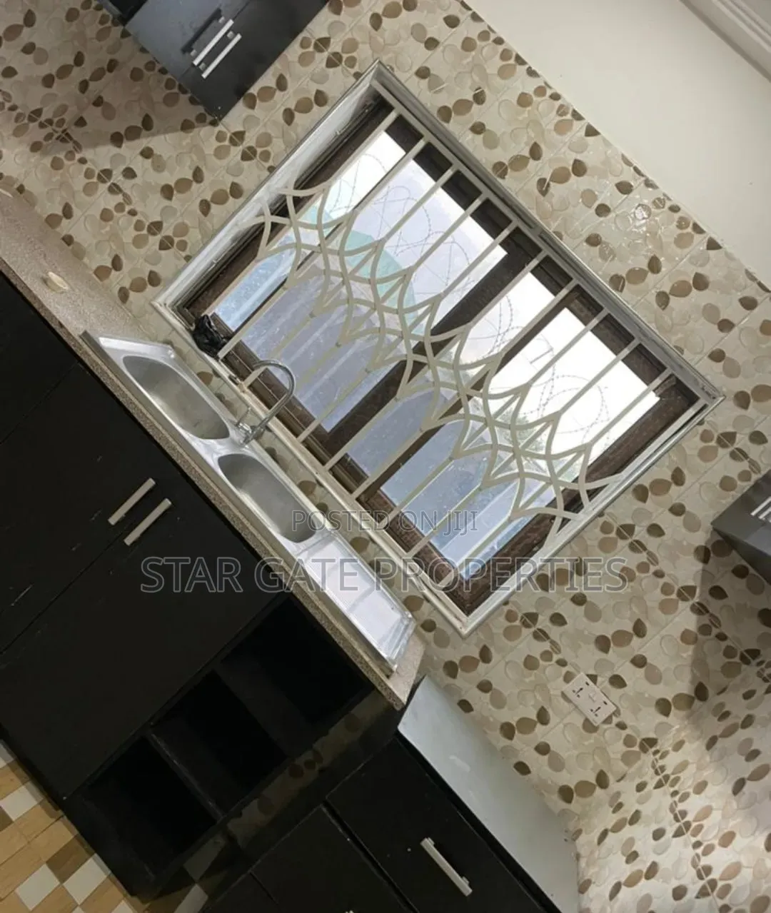 3bdrm House in Kumasi Metropolitan for sale