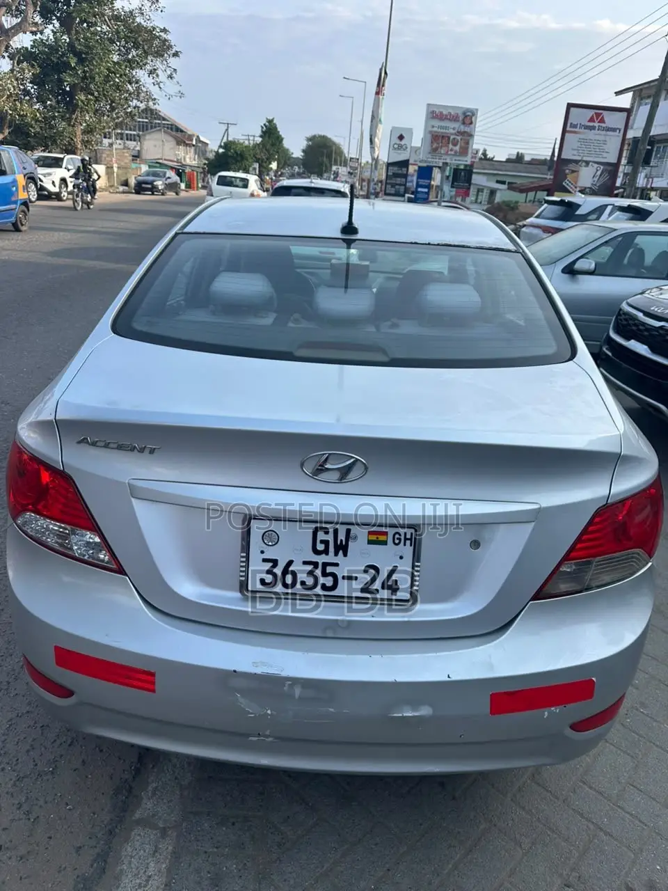 Hyundai Accent 2013 Silver