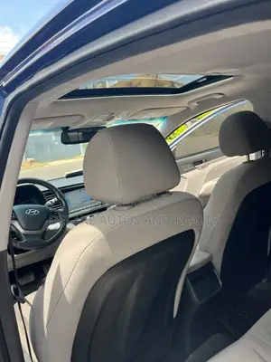 Hyundai Elantra 2018 Blue