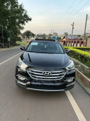 Hyundai Santa Fe SE AWD 2016 Black