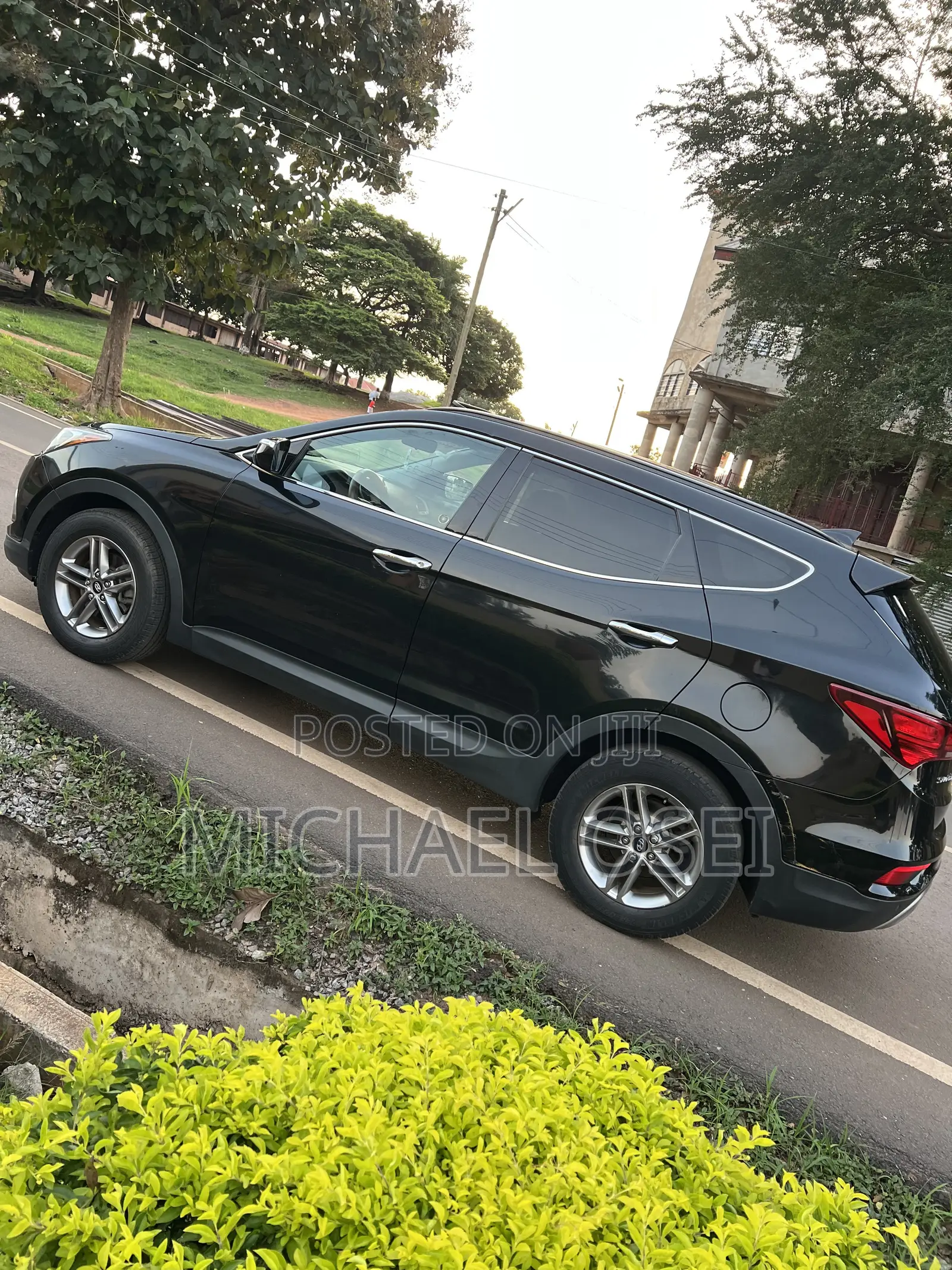 Hyundai Santa Fe SE AWD 2016 Black