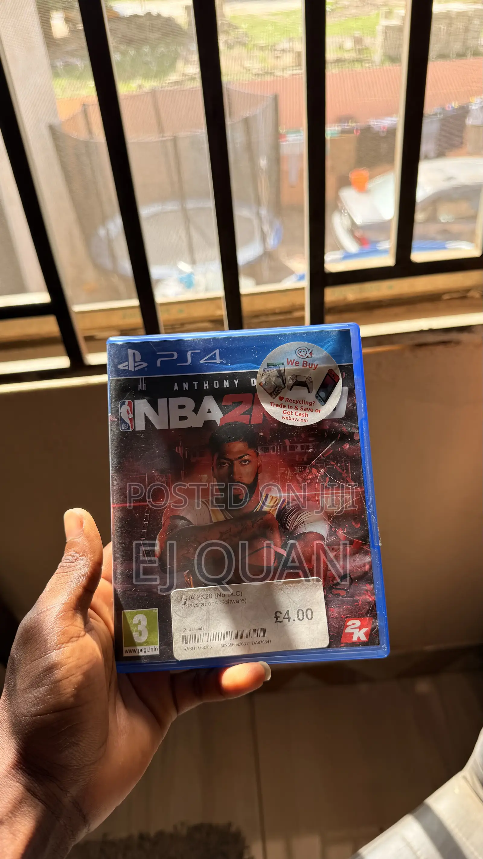 PS4 Both Offline and Online Game
