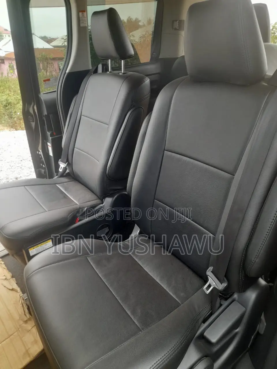 Toyota Voxy 2014 Black