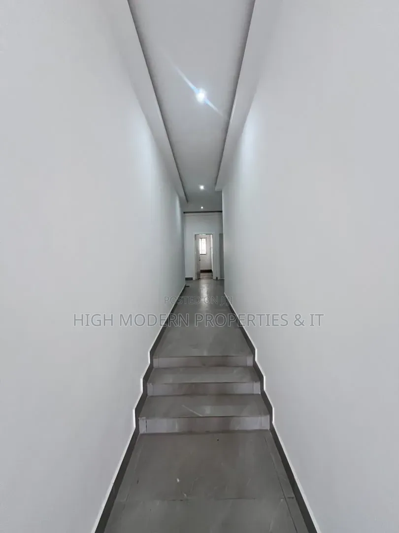 4bdrm House in Adjiringanor, Ability for rent