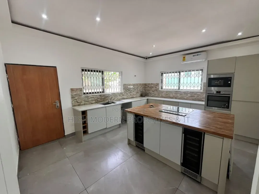 4bdrm House in Adjiringanor, Ability for rent