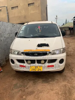 Hyundai H-100 2004 White
