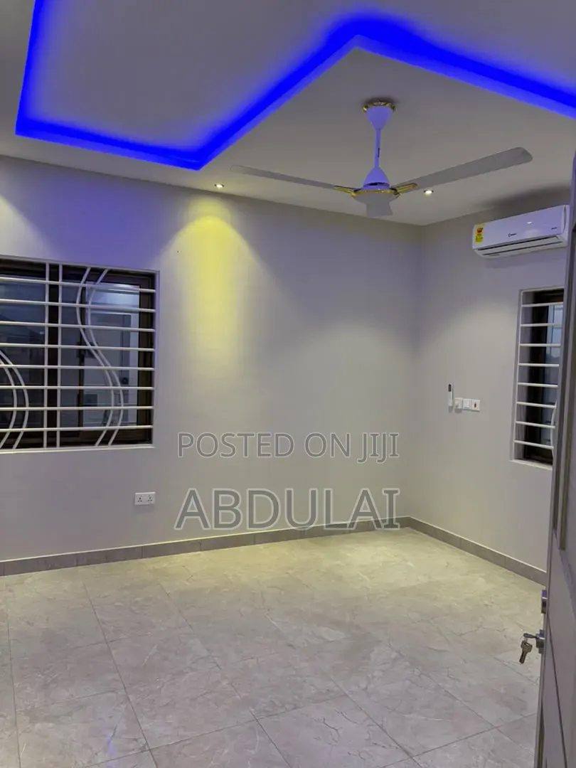 2bdrm Apartment in Unique Water, Pillar 2 for rent
