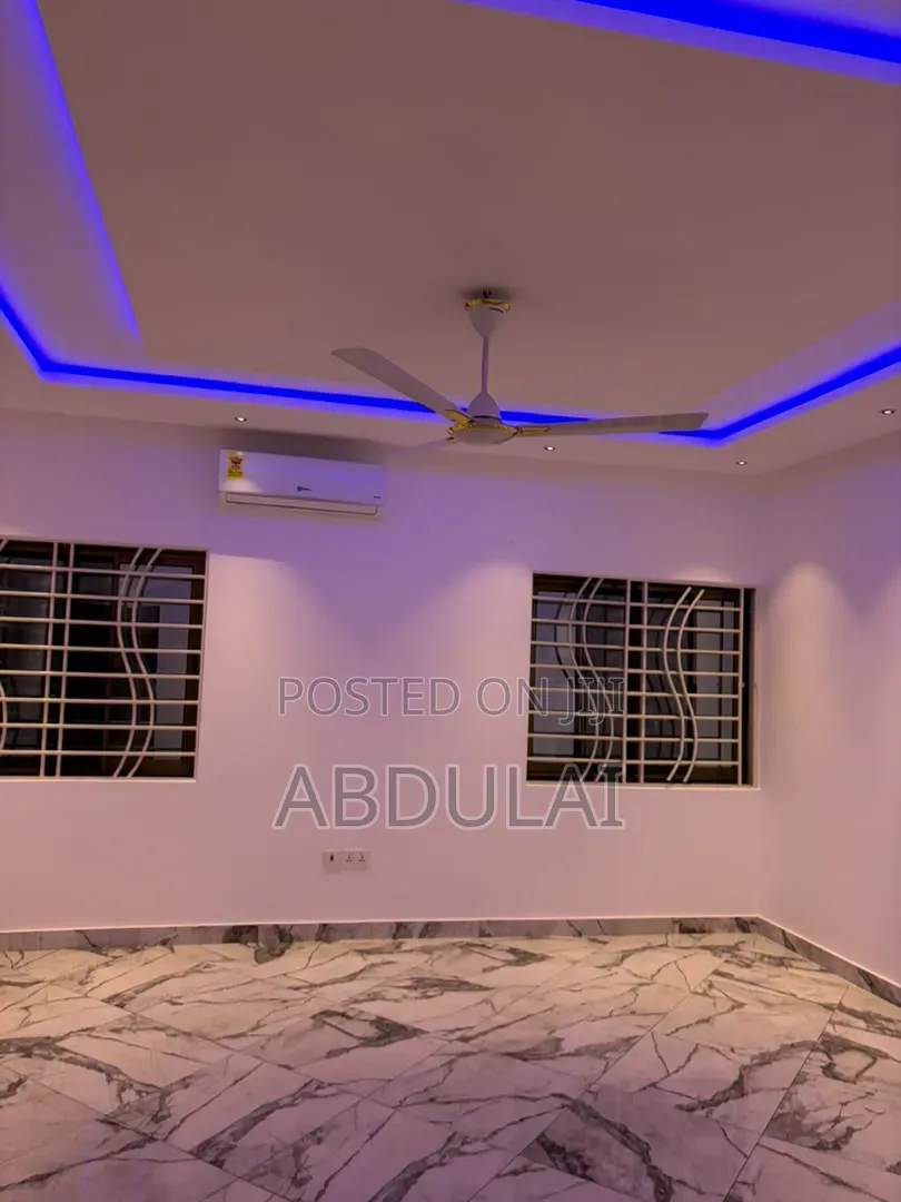 2bdrm Apartment in Unique Water, Pillar 2 for rent