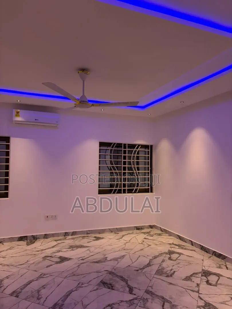 2bdrm Apartment in Unique Water, Pillar 2 for rent