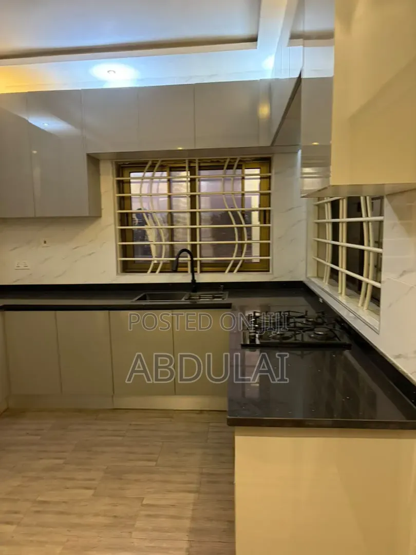 2bdrm Apartment in Unique Water, Pillar 2 for rent