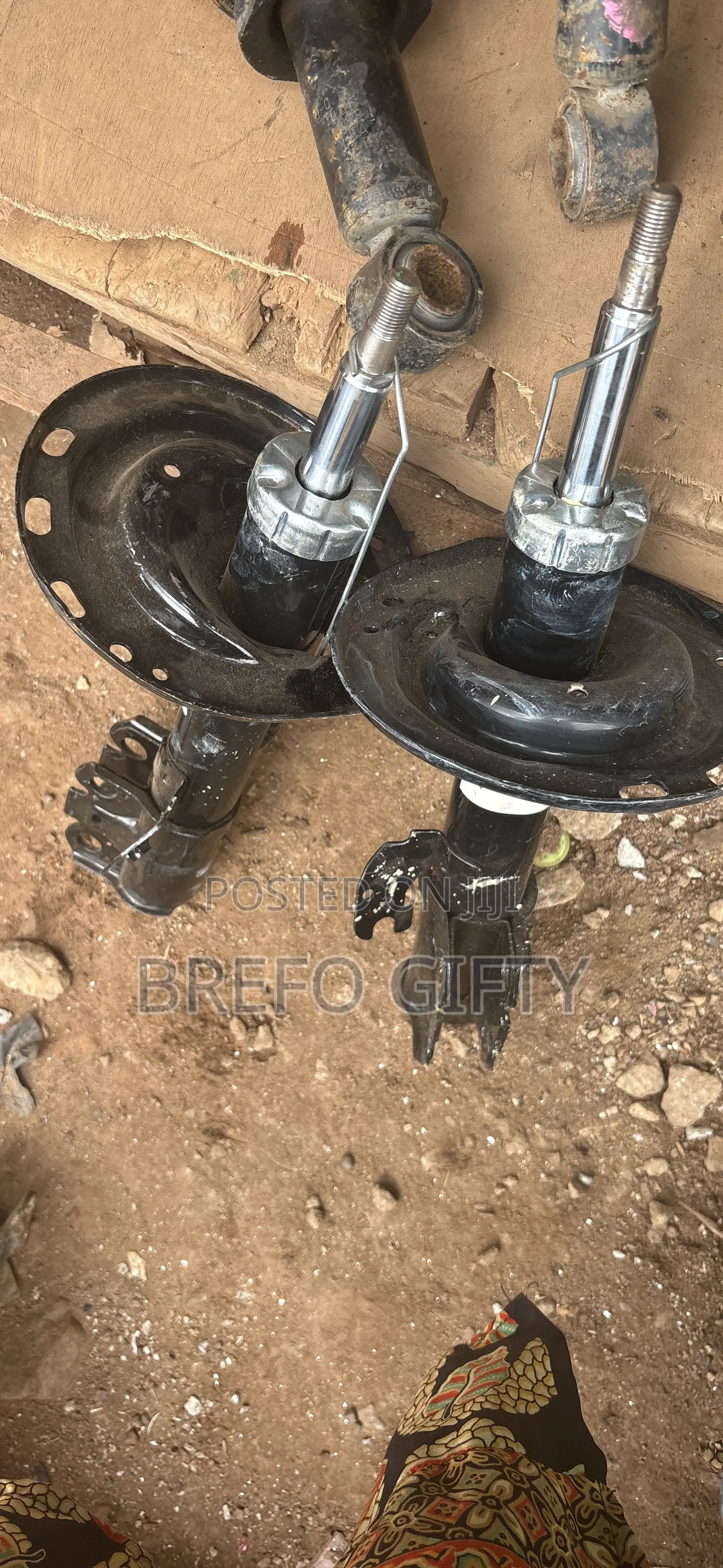 Toyota Voxy Shock Absorbers