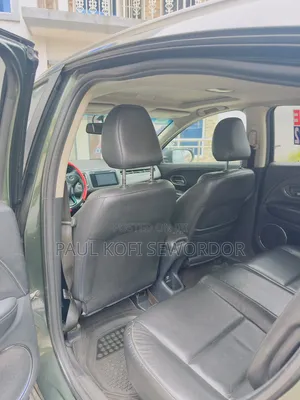 Honda HR-V 4dr SUV (1.5L 4cyl CVT) 2016 Green
