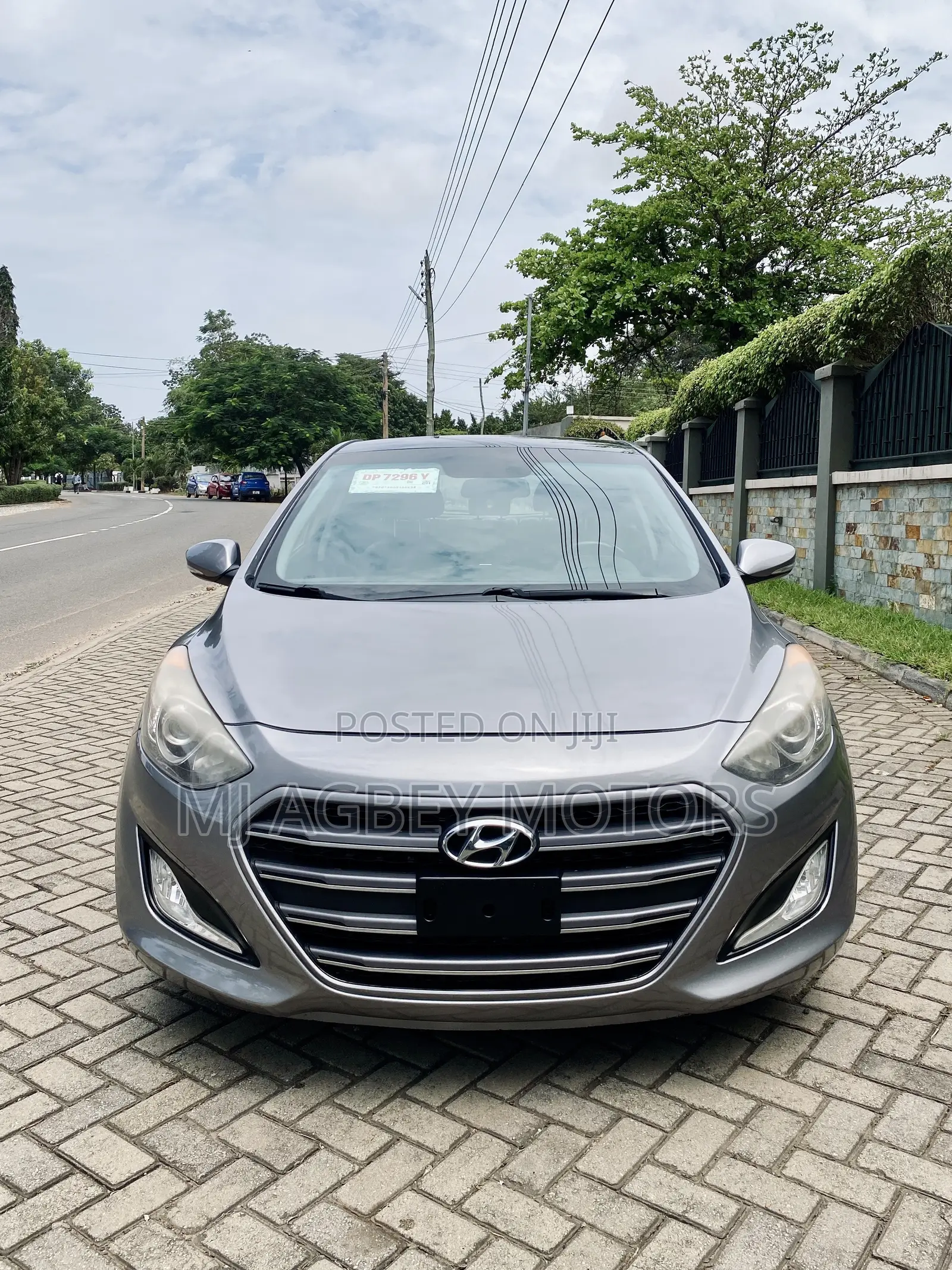 Hyundai Elantra 2016 Silver
