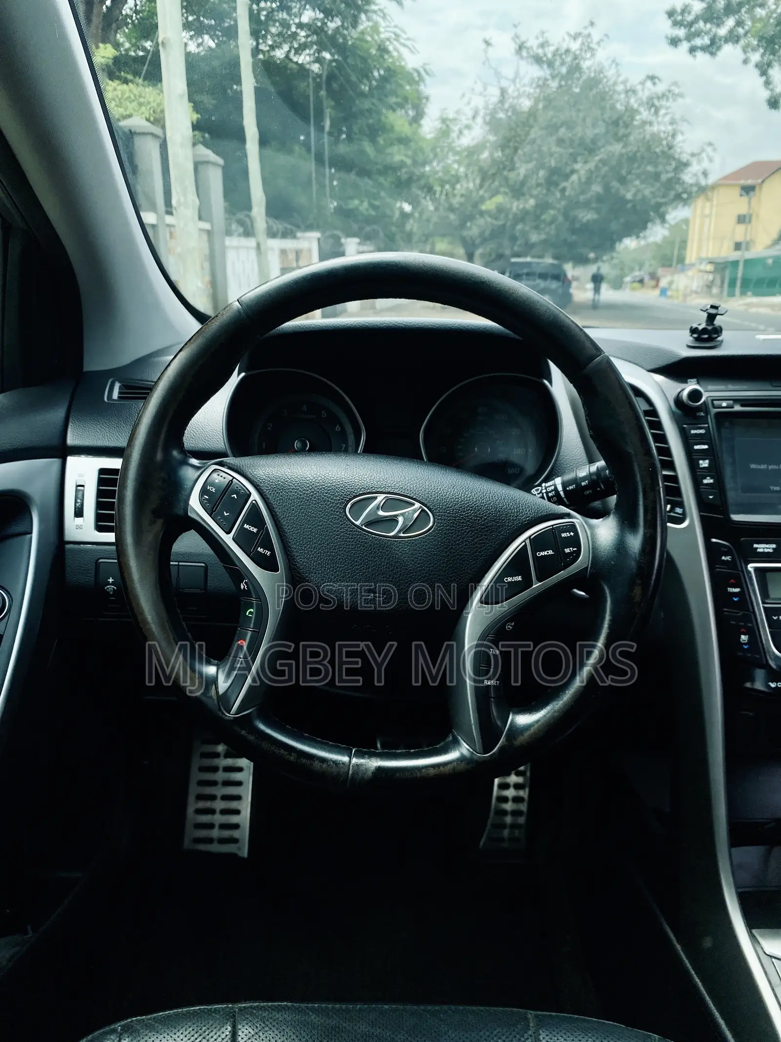 Hyundai Elantra 2016 Silver