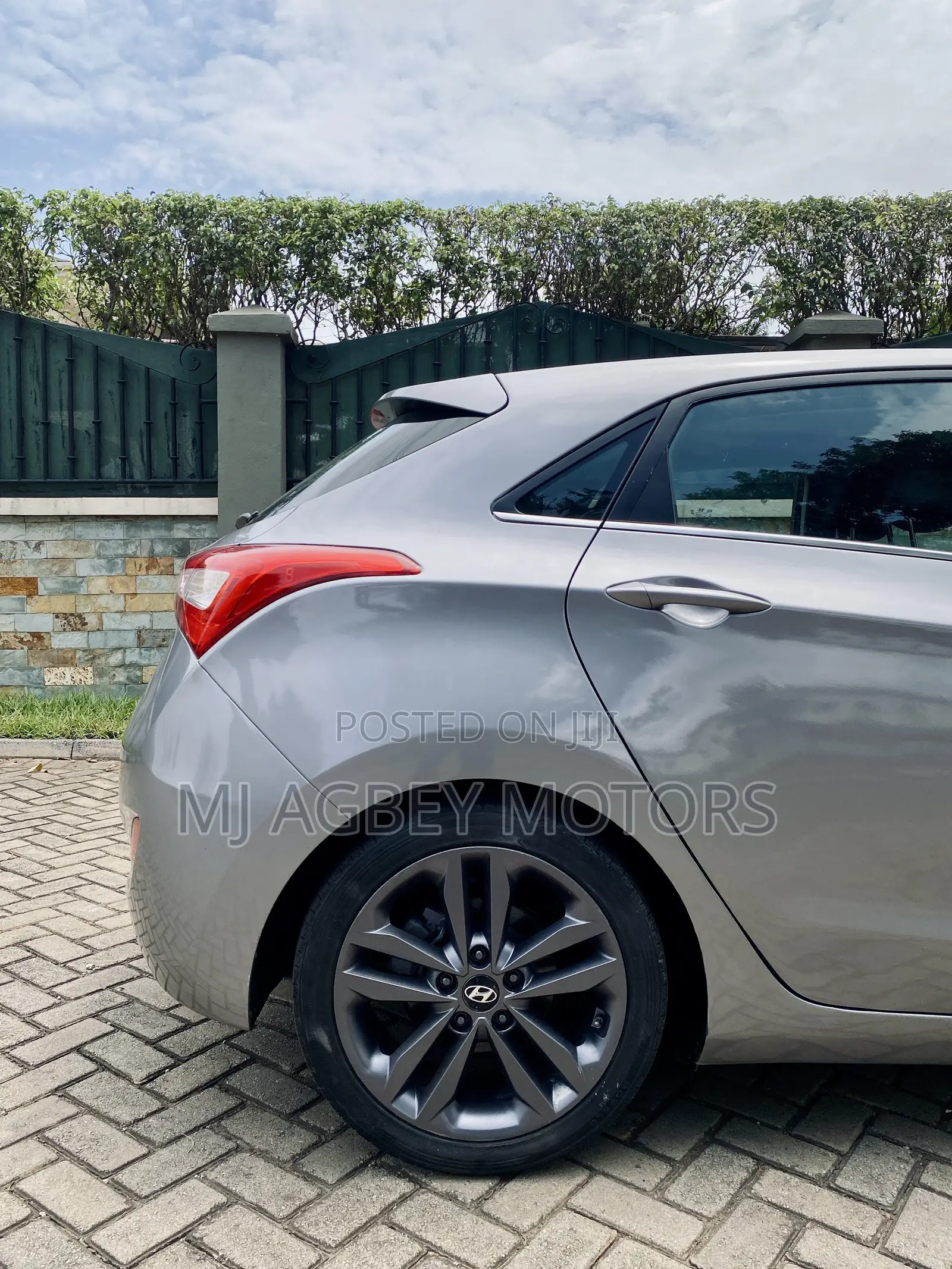 Hyundai Elantra 2016 Silver