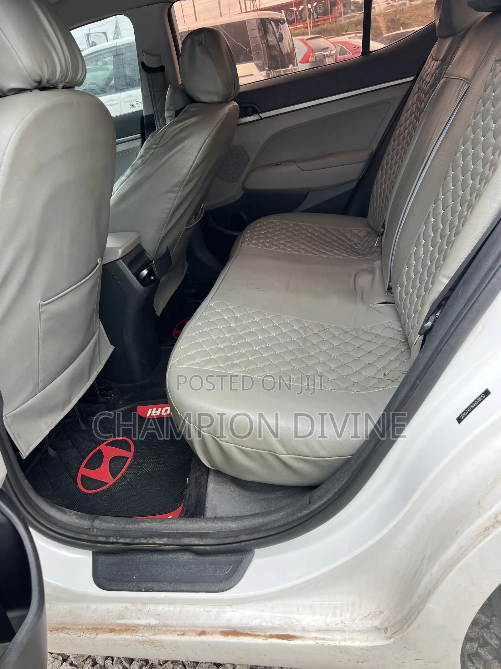 Hyundai Elantra 2017 White