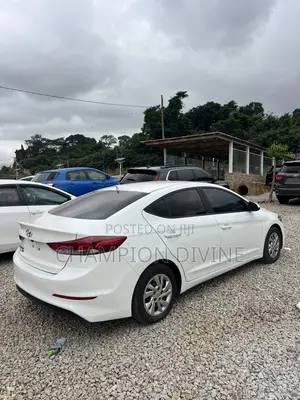 Hyundai Elantra 2017 White
