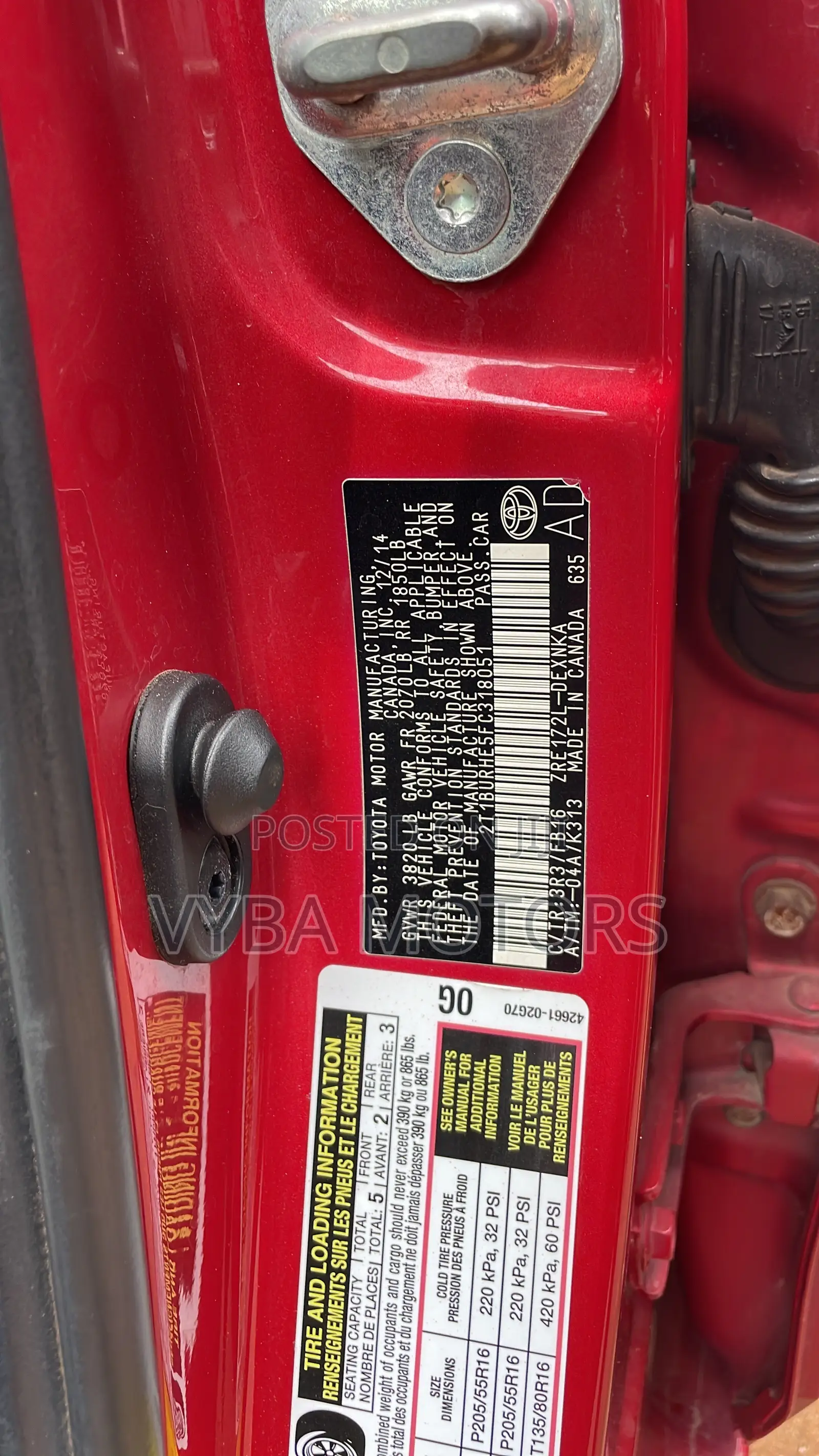Toyota Corolla LE Eco 4dr Sedan (1.8L 4cyl CVT) 2015 Red