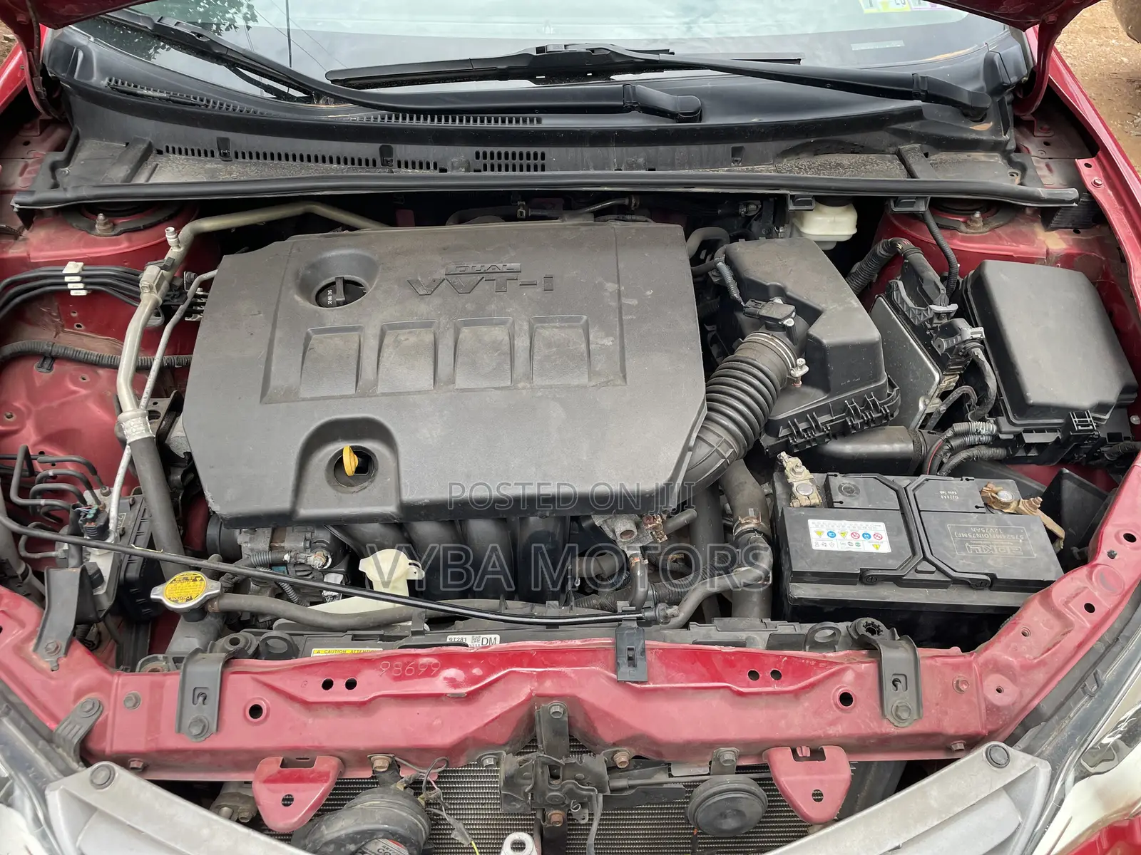Toyota Corolla LE Eco 4dr Sedan (1.8L 4cyl CVT) 2015 Red