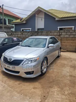 Toyota Camry SE 4dr Sedan (2.5L 4cyl 6A) 2011 Silver