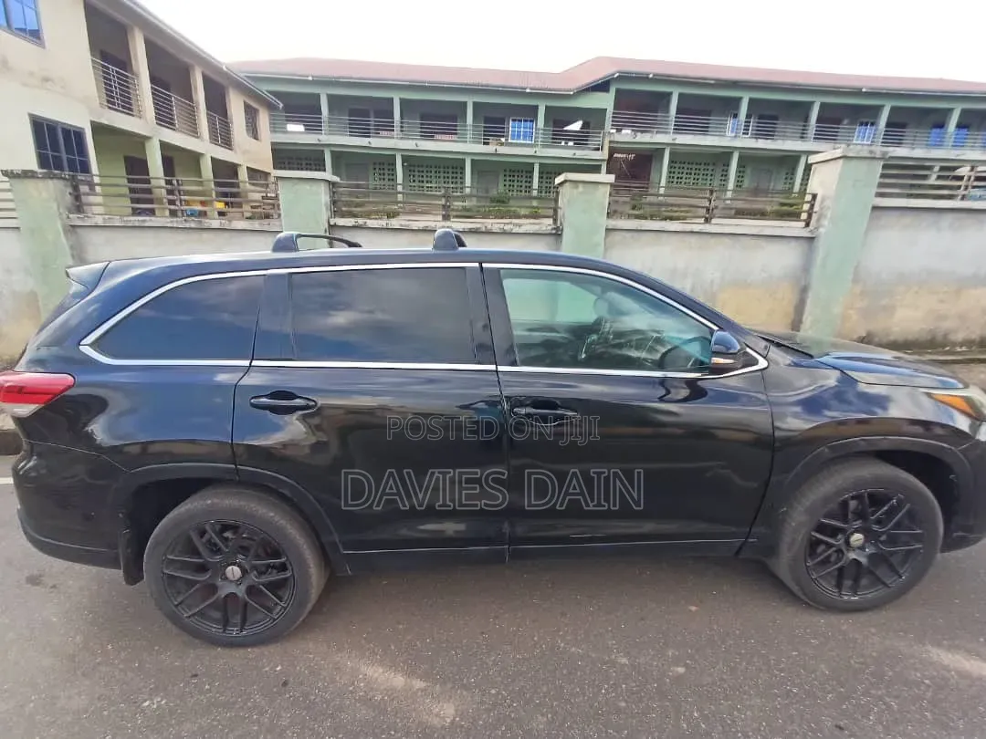 Toyota Highlander 2018 Black