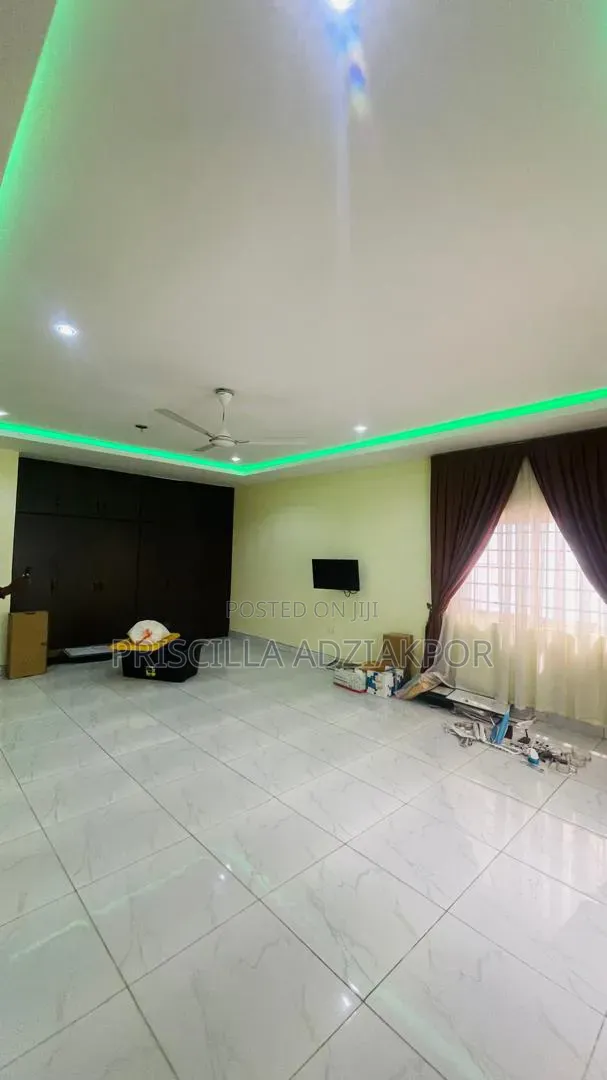5bdrm House in Gelo Heritage Estate, Mile 7 for rent