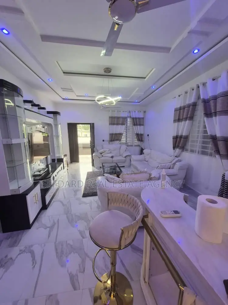 4bdrm House in Sefdard Properties, Kwabenya for sale