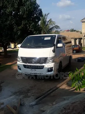 Nissan Caravan (Urvan) 2014 White