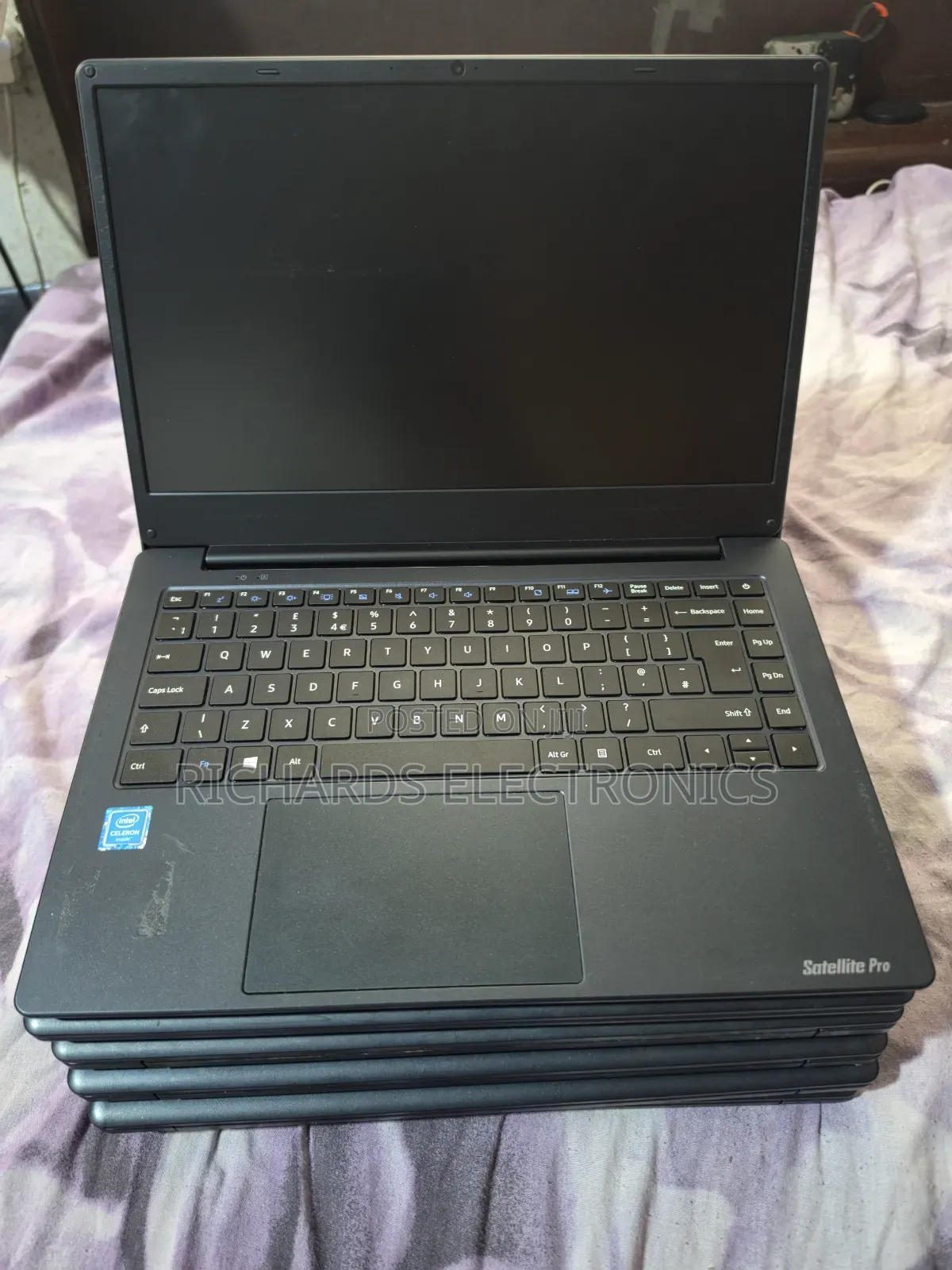 Laptop Dynabook Satellite Pro C50-H 4GB Intel Celeron SSD 128GB