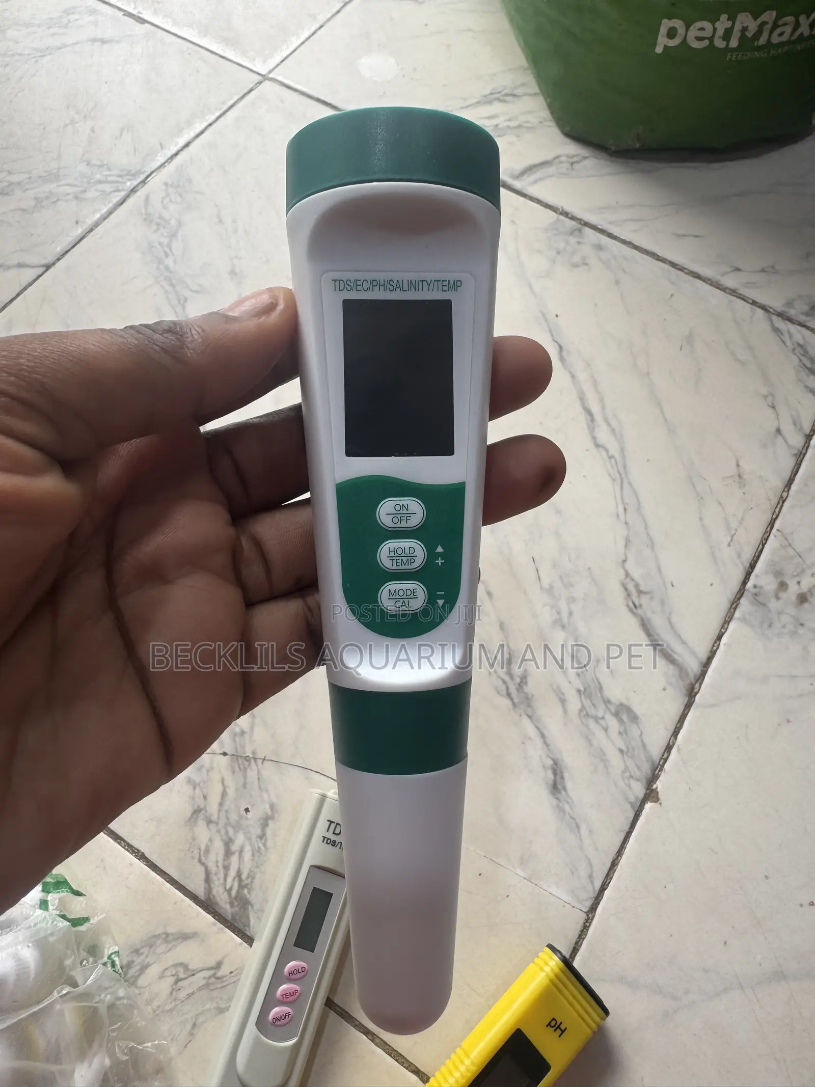 PH and TDs (2 in 1)comes in a Box