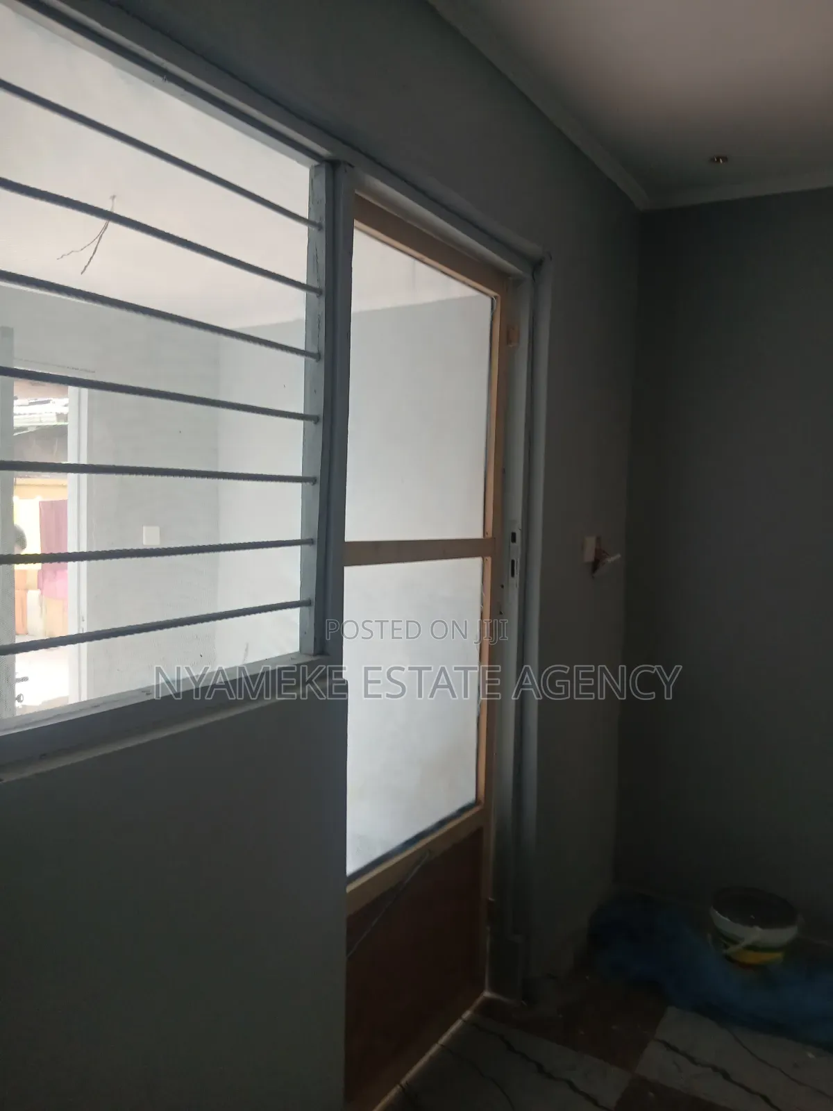 1bdrm Apartment in Last Stop, Exhibition for rent