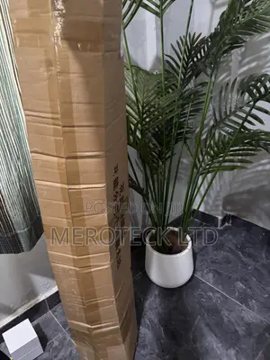 Artificial Plant Short Palm With Free Pot