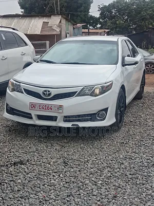 Toyota Camry 2013 White