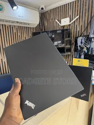 Laptop Lenovo ThinkPad T490s 16GB Intel Core i7 SSD 256GB