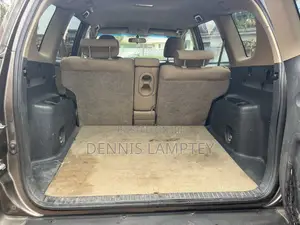 Toyota RAV4 2010 Brown