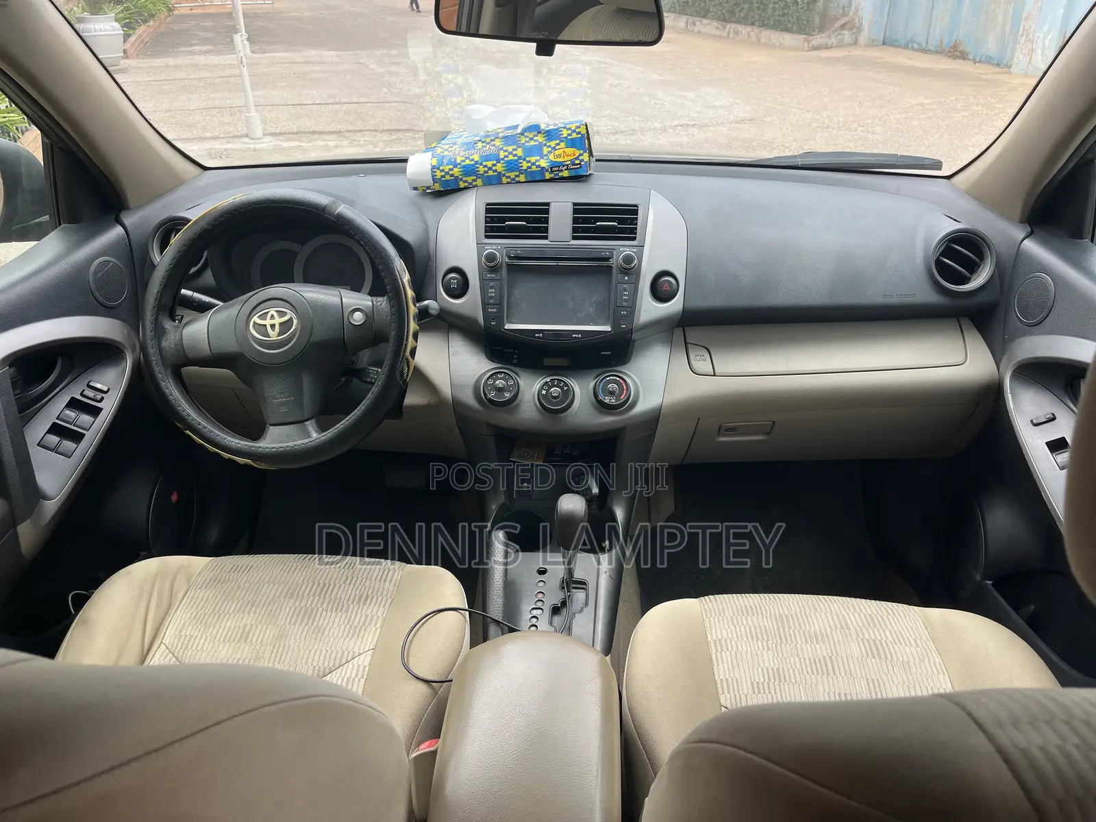 Toyota RAV4 2010 Brown