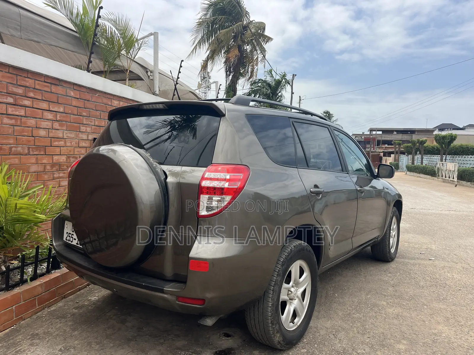 Toyota RAV4 2010 Brown