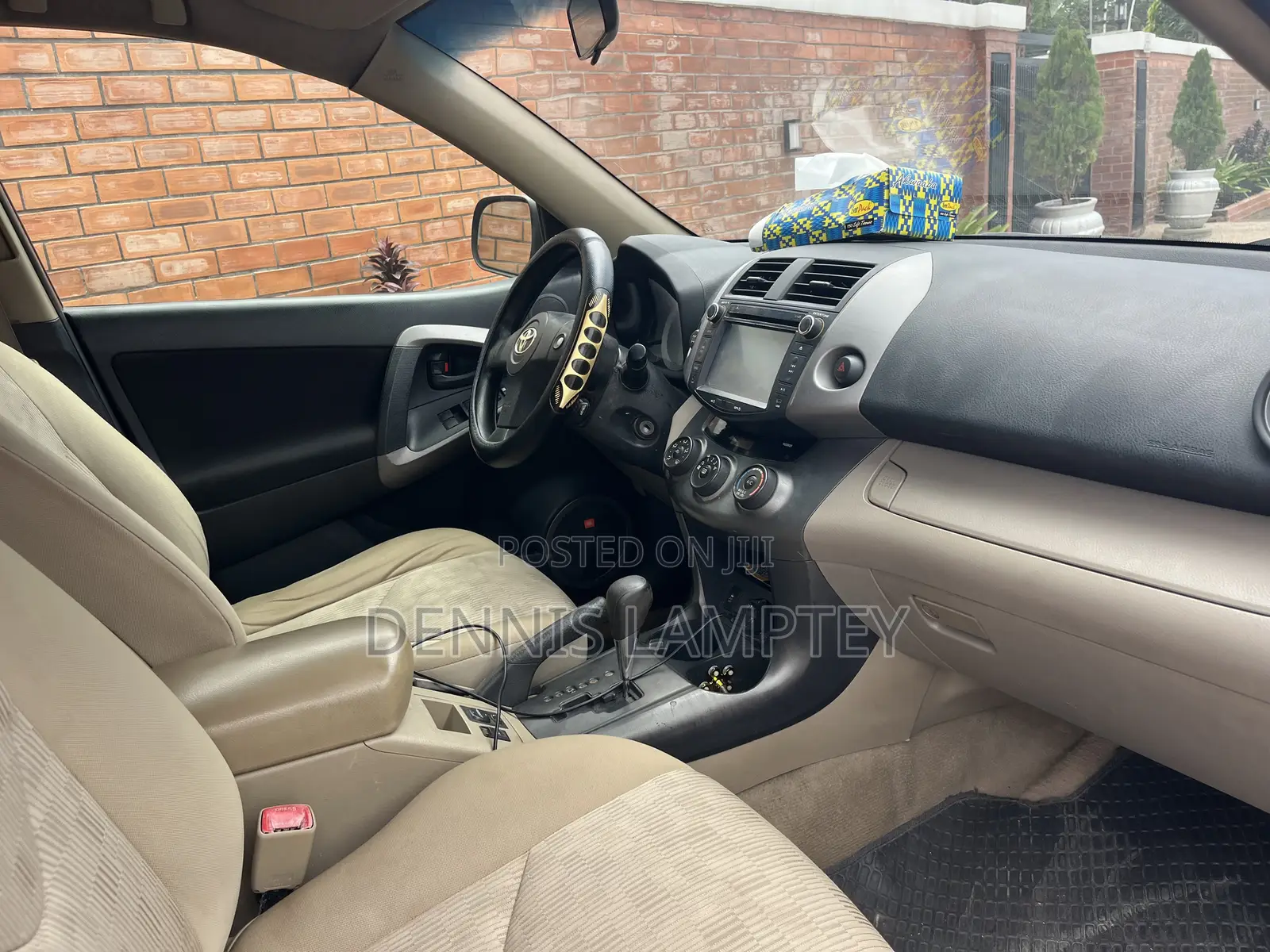 Toyota RAV4 2010 Brown