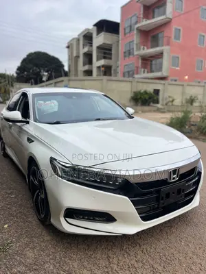 Honda Accord Touring 2018 White