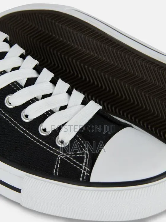 Women's Classic Canvas