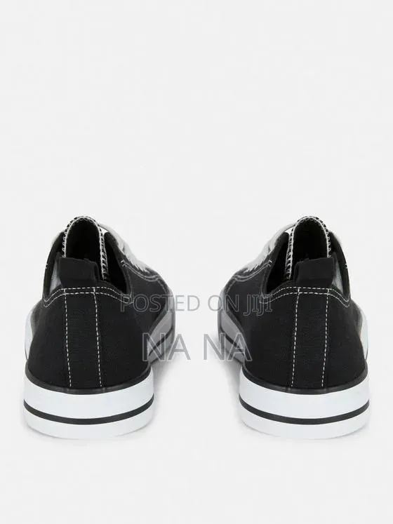 Women's Classic Canvas