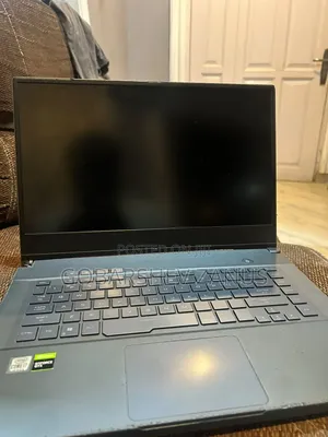 Laptop Asus ROG Zephyrus M15 GU502LU 16GB Intel Core i7 SSD 512GB