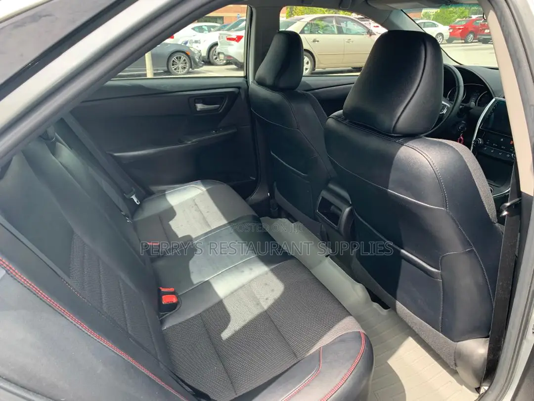 Toyota Camry LE 4dr Sedan (2.5L 4cyl 6A) 2017 Silver