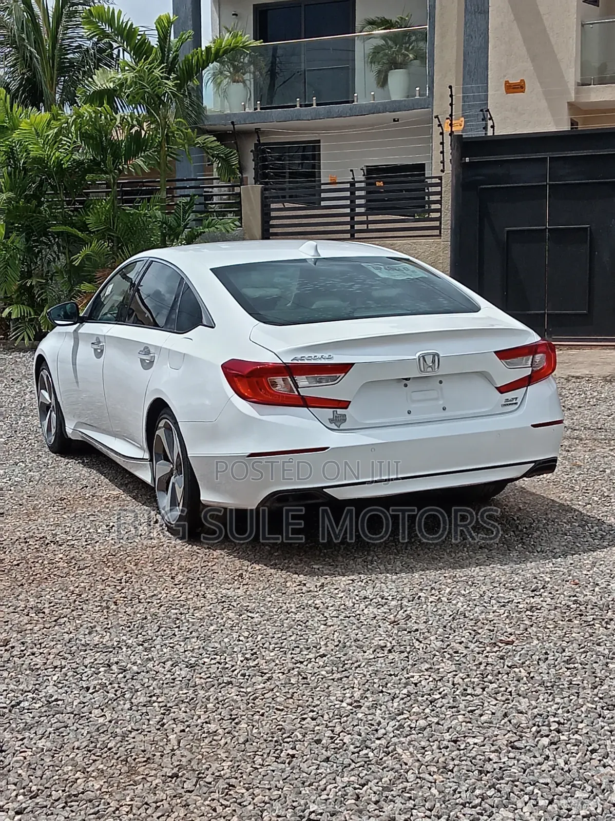 Honda Accord Touring 2.0T 2020 White