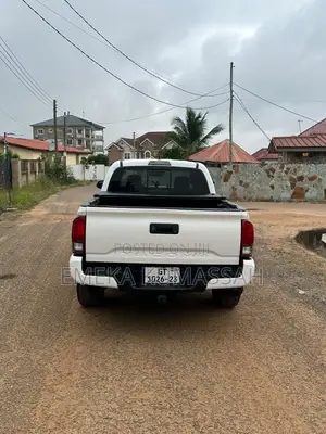 Toyota Tacoma TRD Sport 2018 White