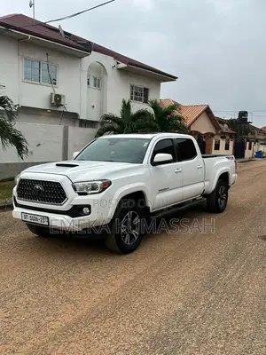 Toyota Tacoma TRD Sport 2018 White