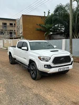 Toyota Tacoma TRD Sport 2018 White