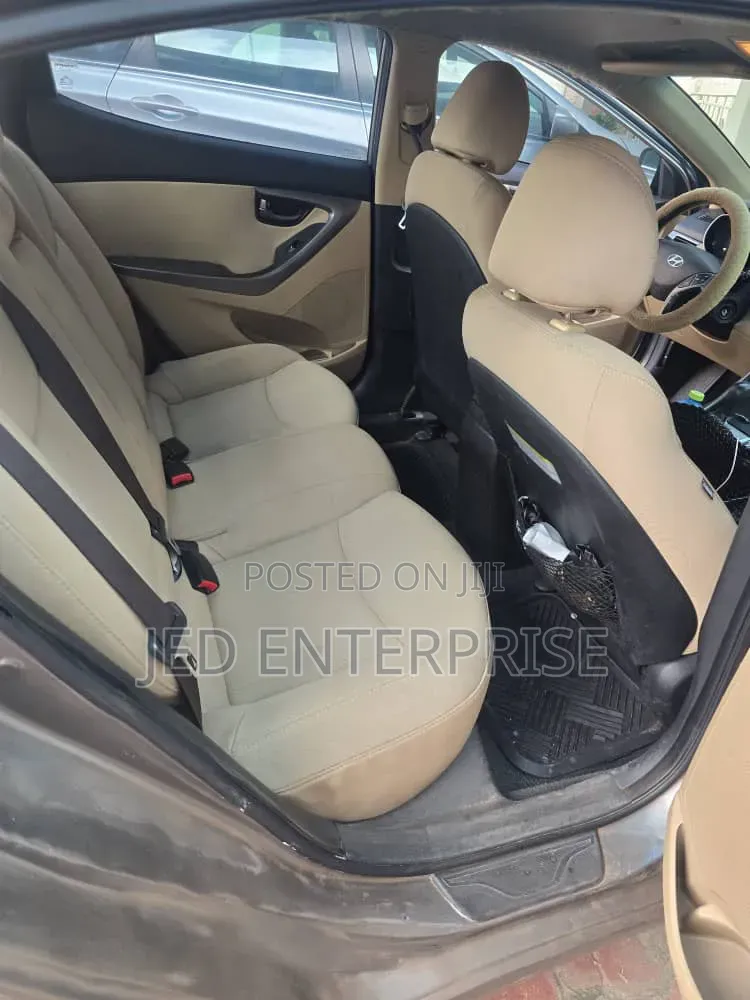 Hyundai Elantra 2013 Gray