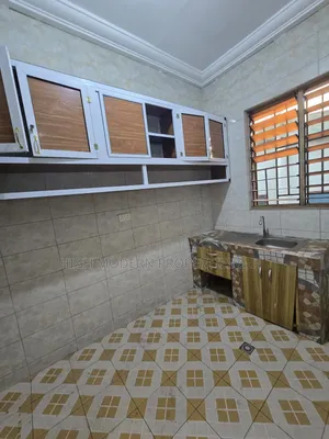 3bdrm Apartment in San Hotel, New Town for rent